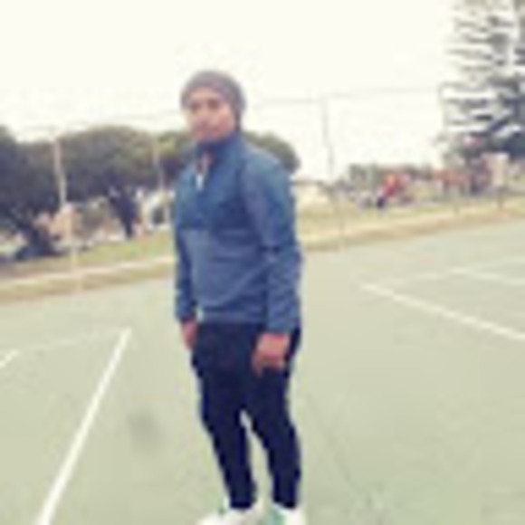 Meet your Posher, Luis - Picture 1 of 1